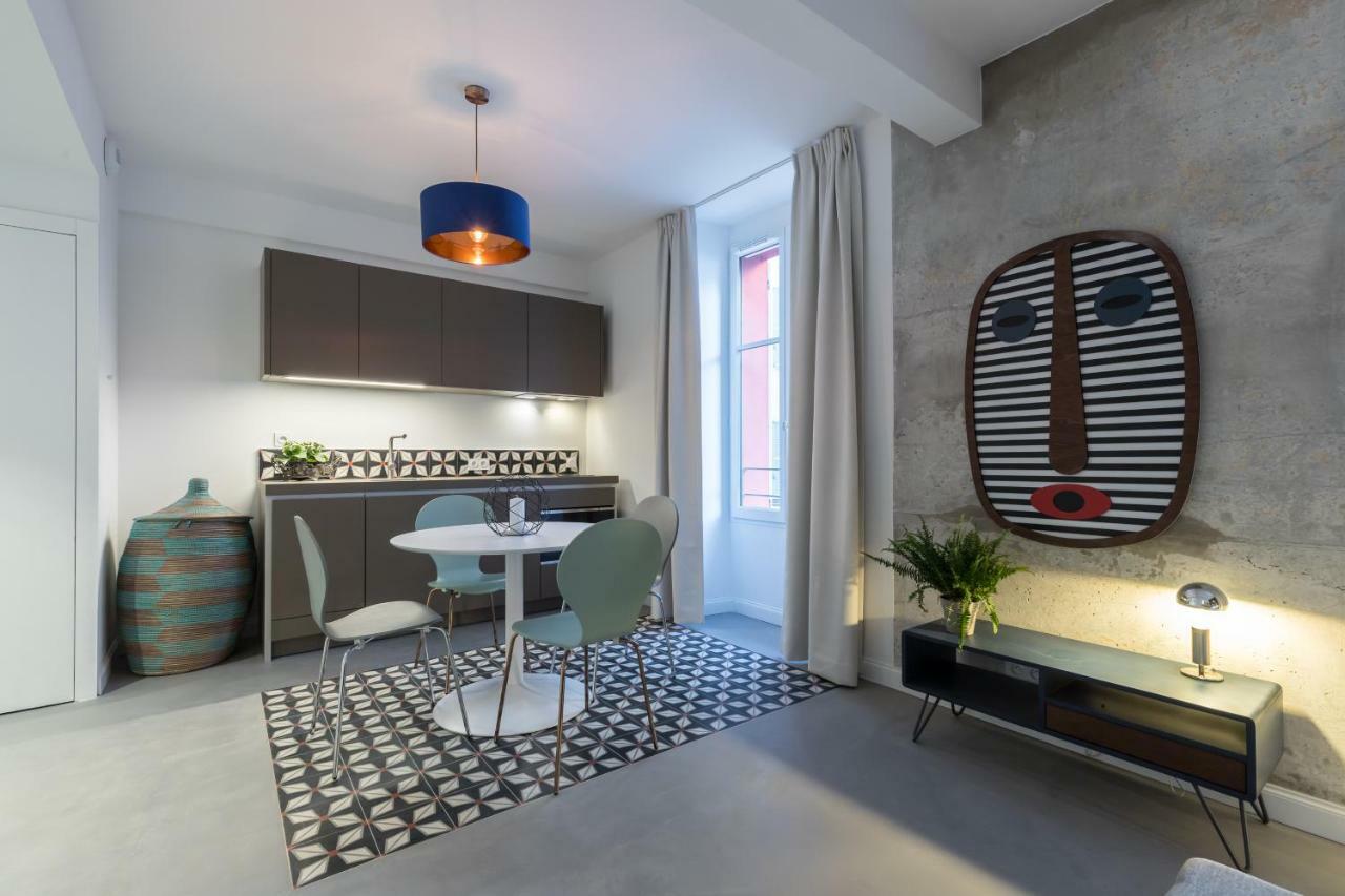L'abeille - Boutique 4*